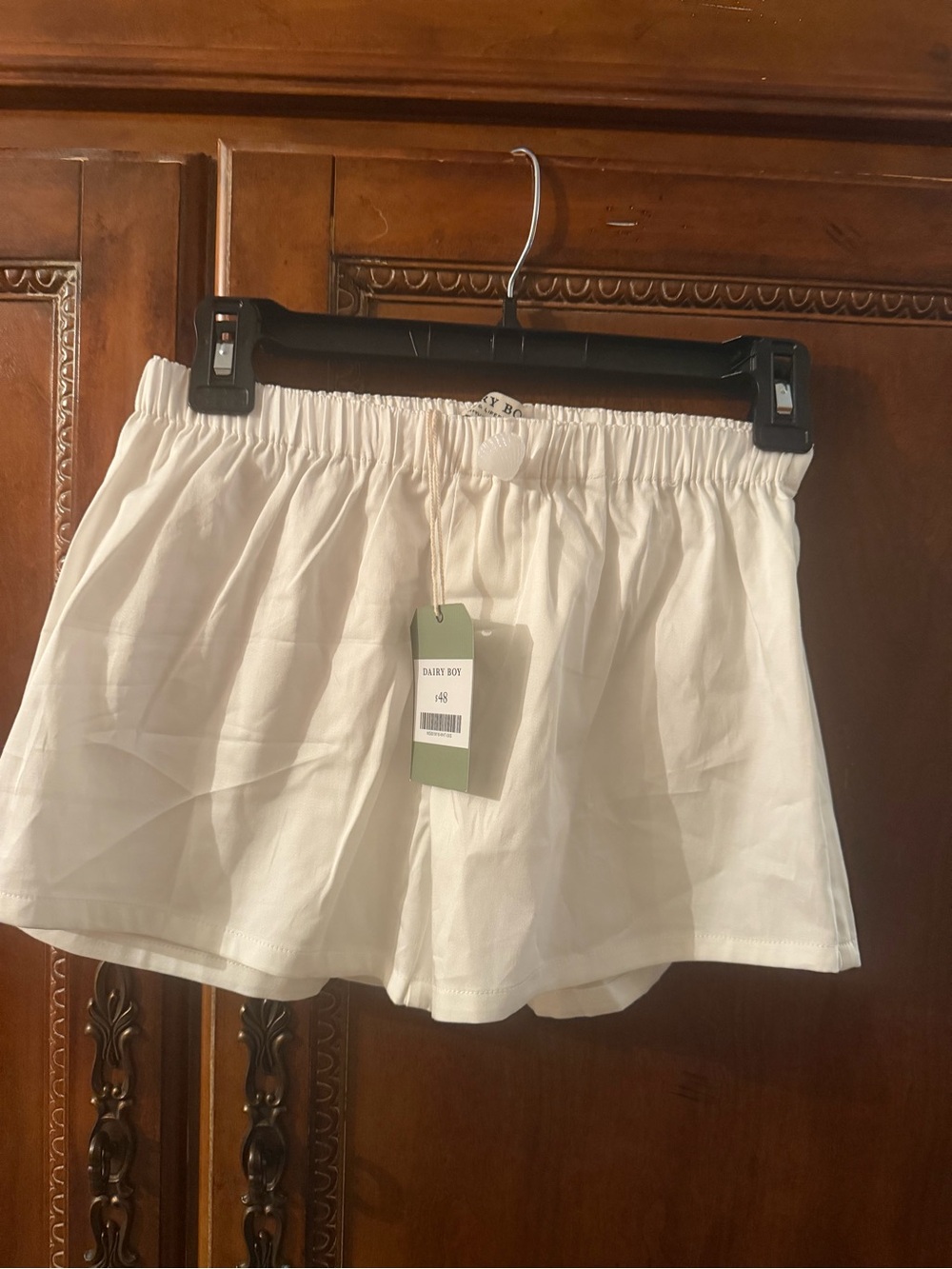 Dairy boy Women’s White Elastic-Waist Casual Shorts